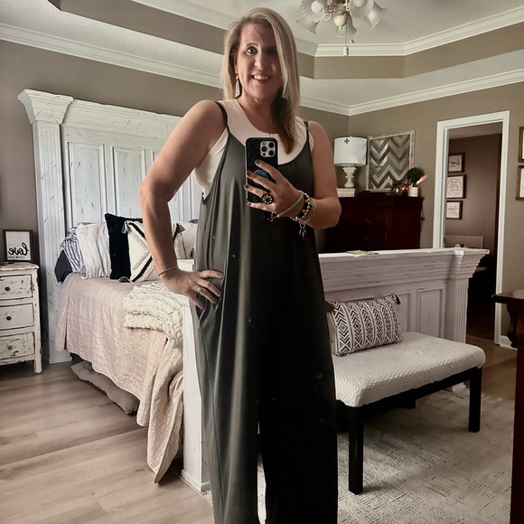 Meet your Posher, Becky - Picture 3 of 3